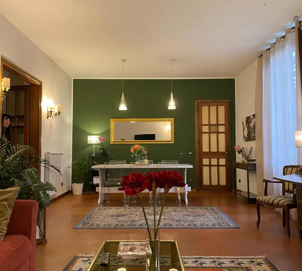 Villa Lia - Apartment In Villa With Private Garden And Pool Florence Hébergement de vacances