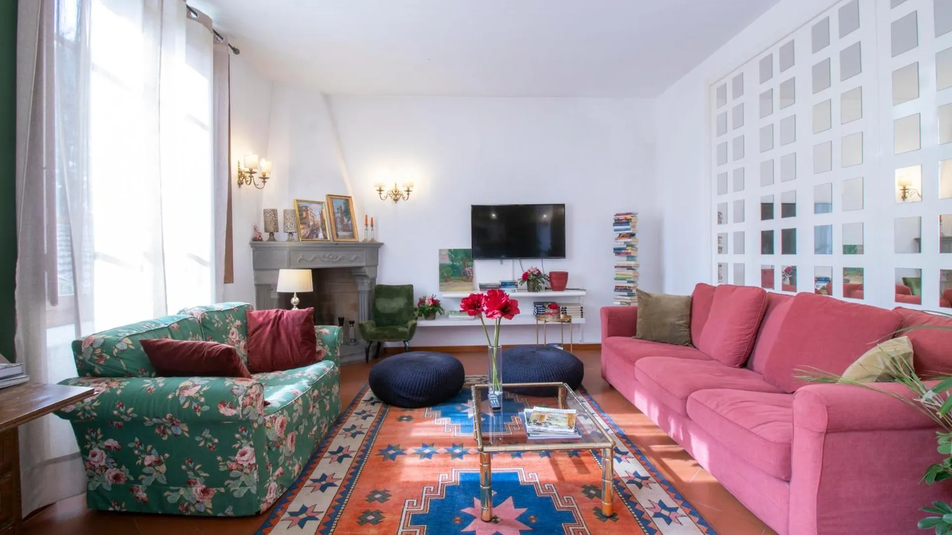 Villa Lia - Apartment In Villa With Private Garden And Pool Florence Hébergement de vacances