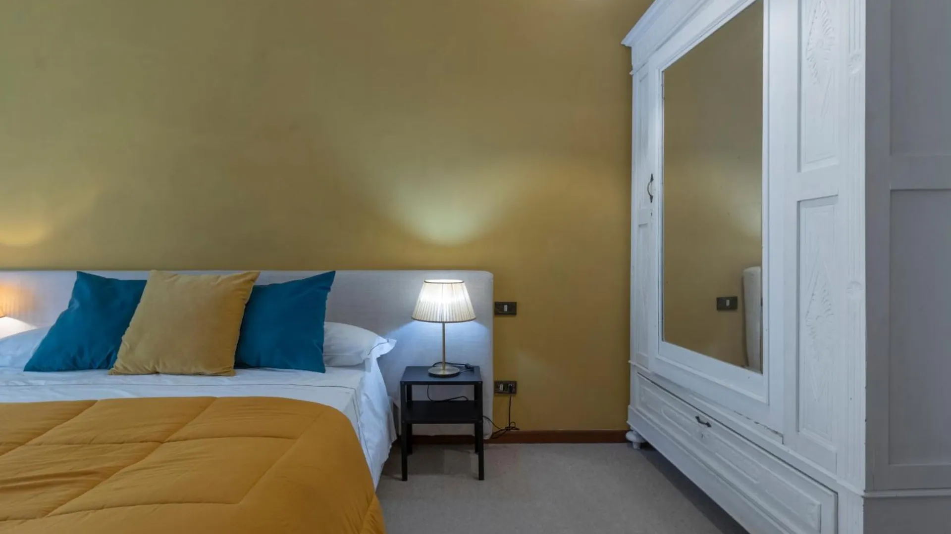 Feriehus Villa Lia - Apartment In Villa With Private Garden And Pool Firenze Italien