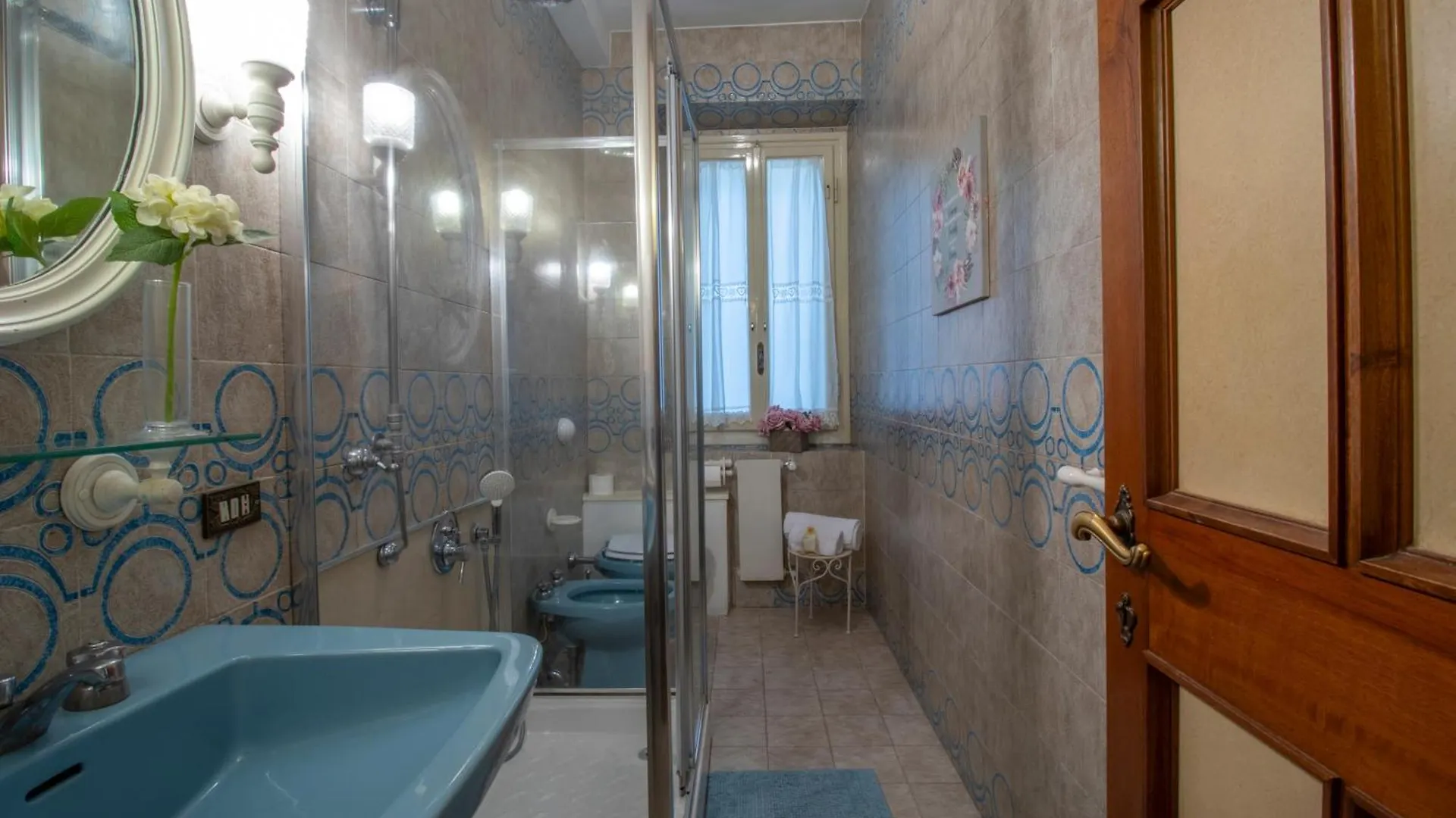 Villa Lia - Apartment In Villa With Private Garden And Pool Florens